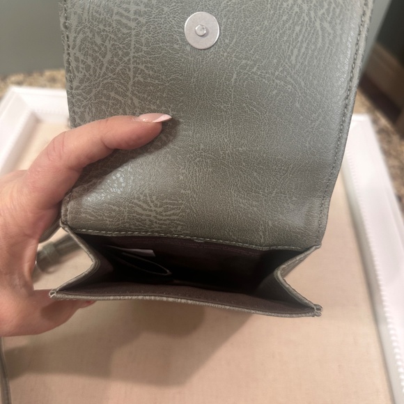 Matt & Nat Crossbody Wallet - Picture 3 of 3